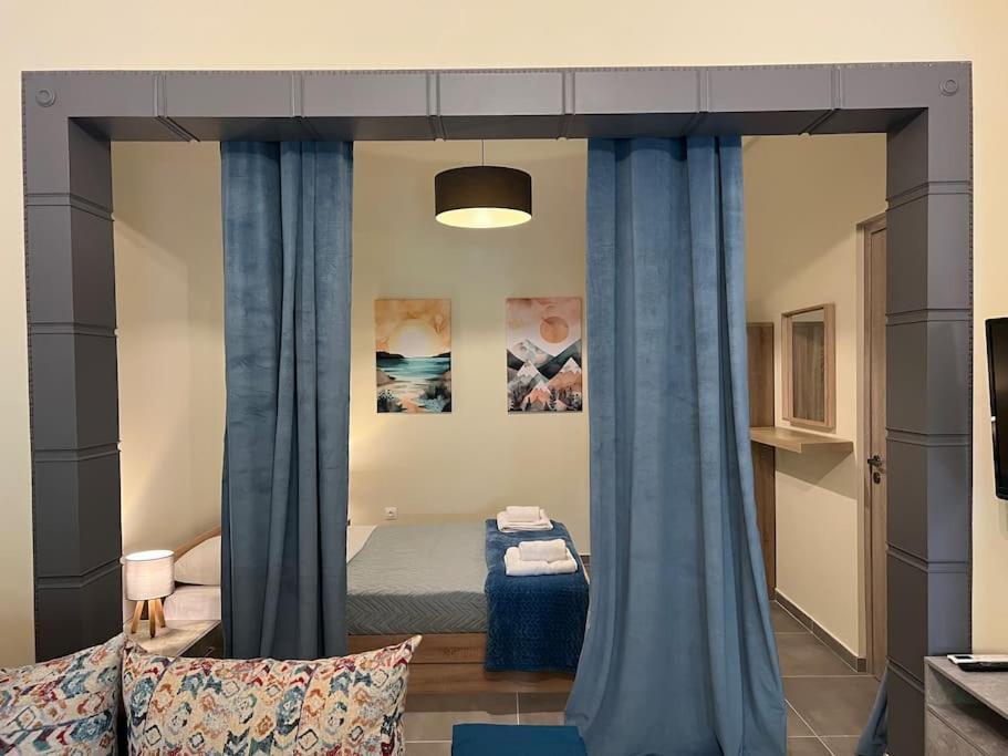 Spacious And Beautiful House Piraeus Buitenkant foto